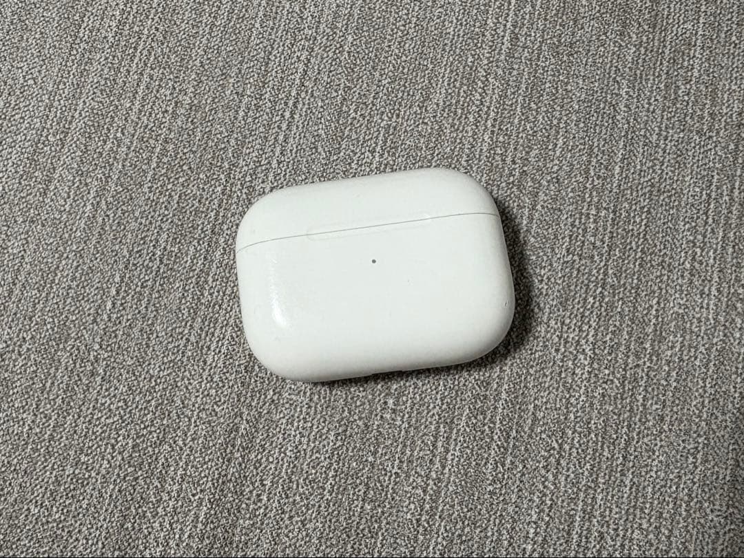 AirPods Pro 本体(左耳のみ) ホワイト 充電ケース付き