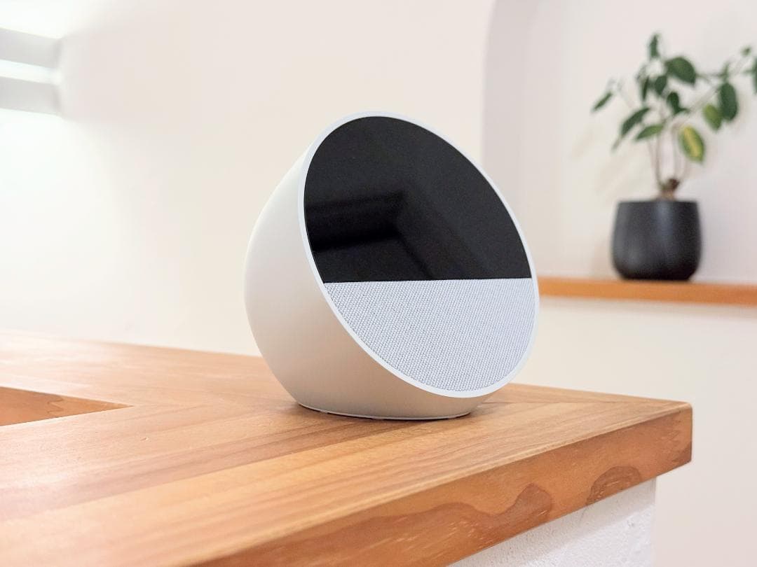 【新品同様】Echo Spot 白（グレーシャーホワイト）2024年発売