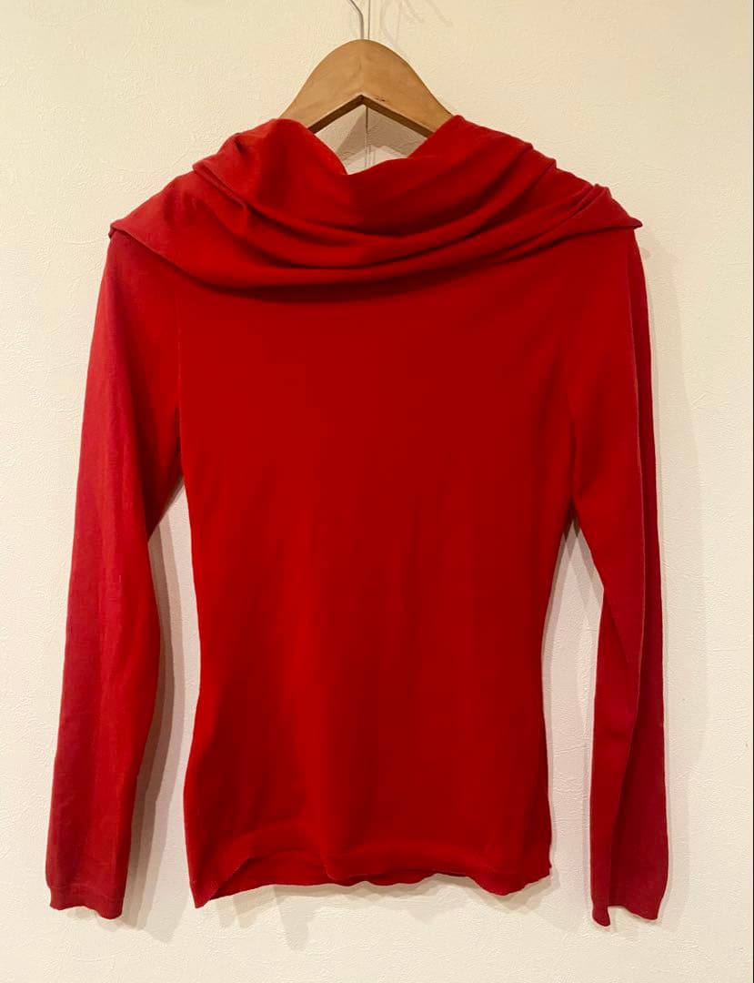 れ❗️美品 VALENTINO ニット 赤