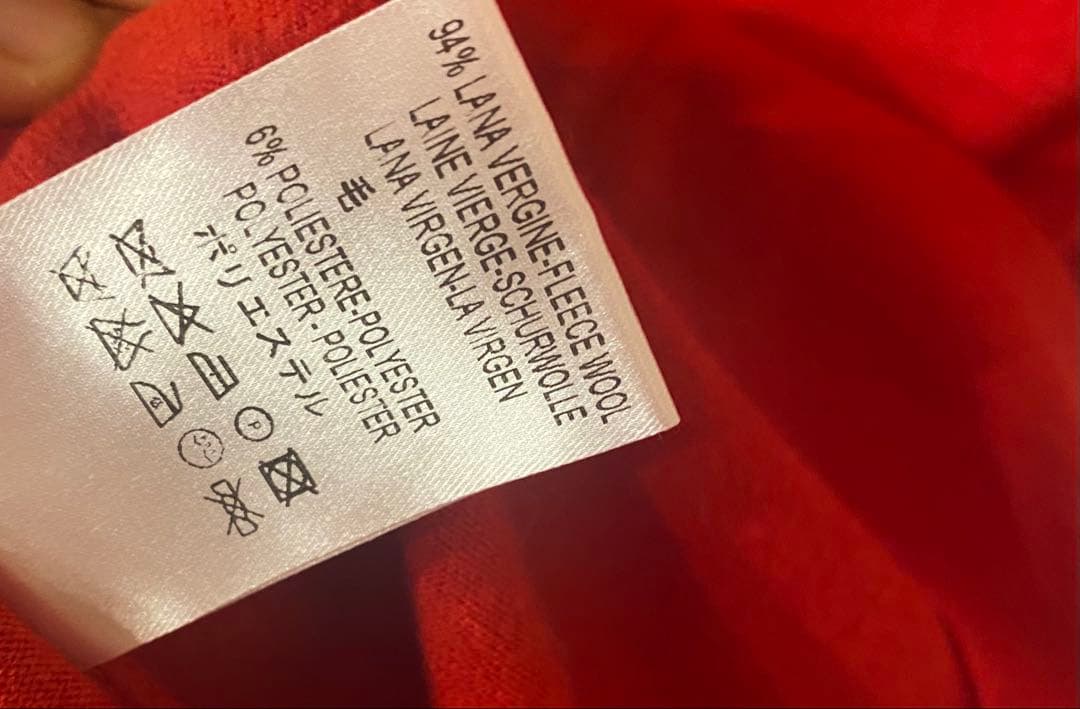 れ❗️美品 VALENTINO ニット 赤