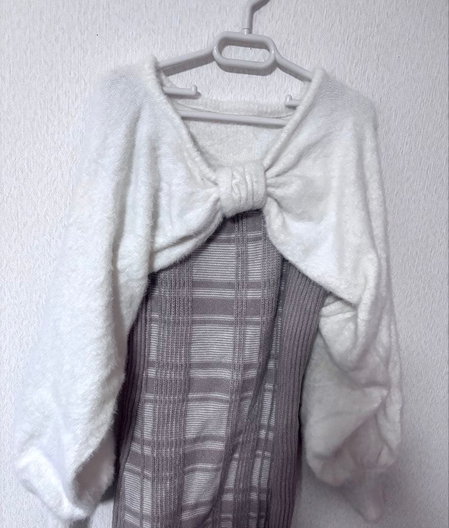 LIP SERVICE リボンフェザーアンサンブルニットワンピース