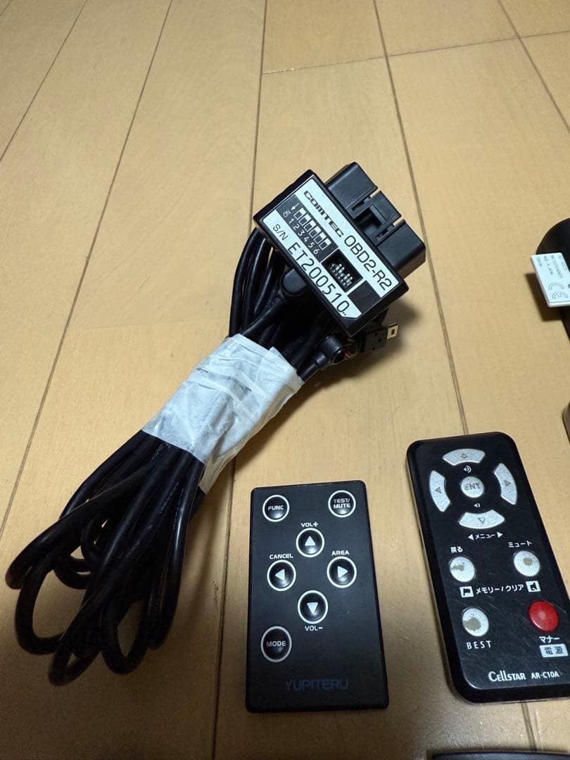 コムテック　スーパーキャット　セルスター　レーダー探知機　レーザー探知機