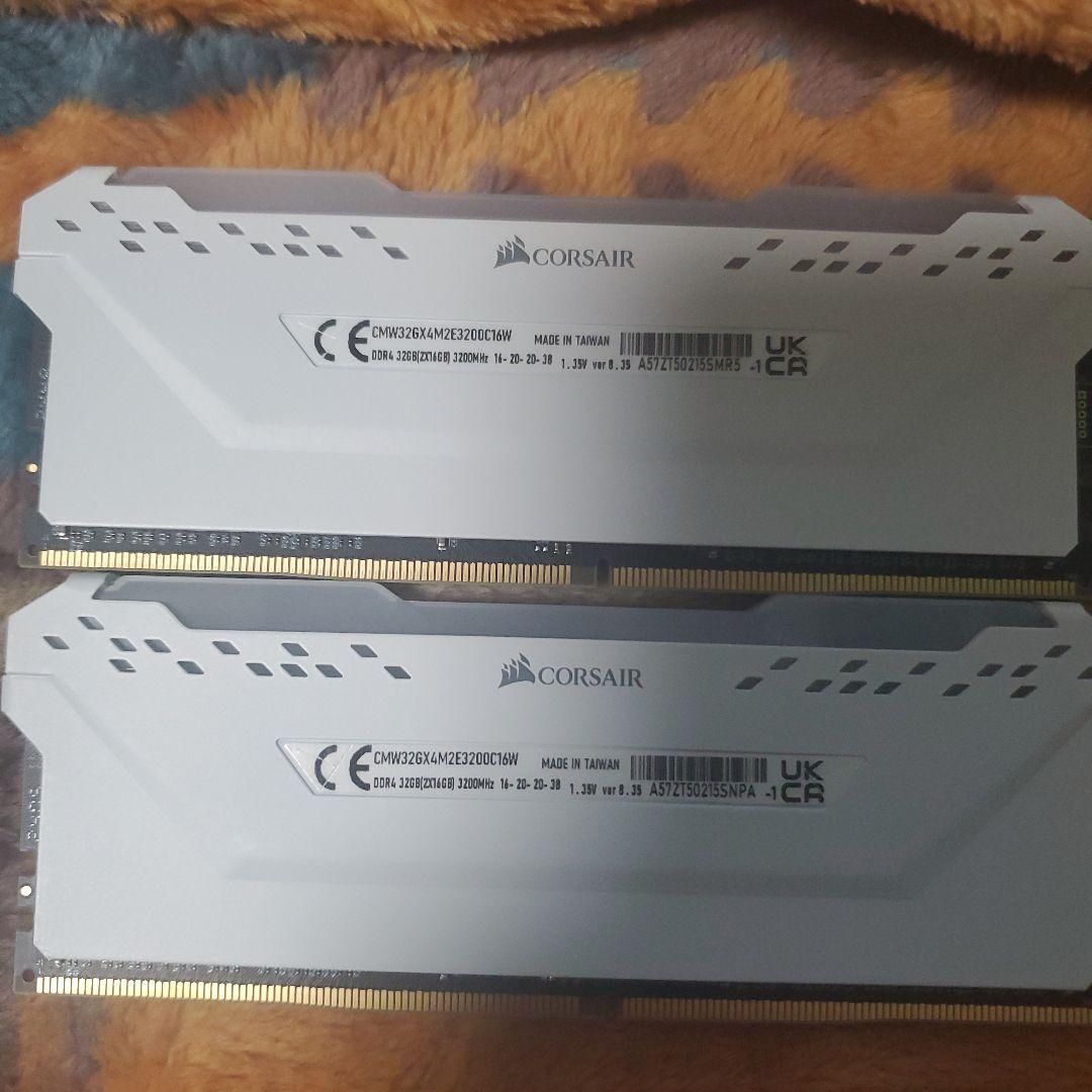 m*n様 CORSAIR VENGEANCE RGB PRO 16GB DDR4