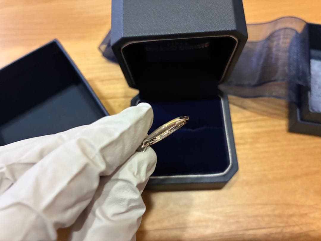 銀座ダイヤモンドシライシ 婚約指輪 White Lilly 鑑定書あり　10号