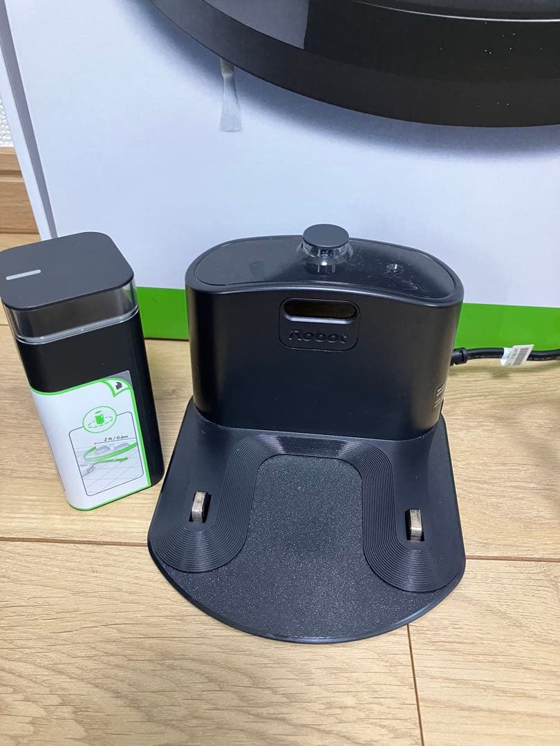 美品　iRobot Roomba e5 元箱　本体 充電器付き