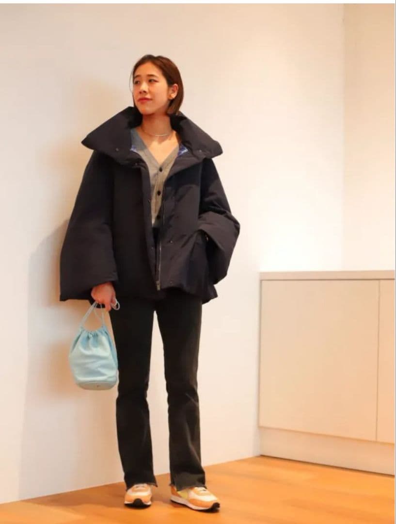 【+J×UNIQLO】 ネイビー フード付きダウンジャケット Mコートアウター