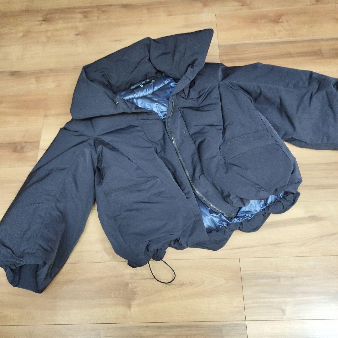 【+J×UNIQLO】 ネイビー フード付きダウンジャケット Mコートアウター