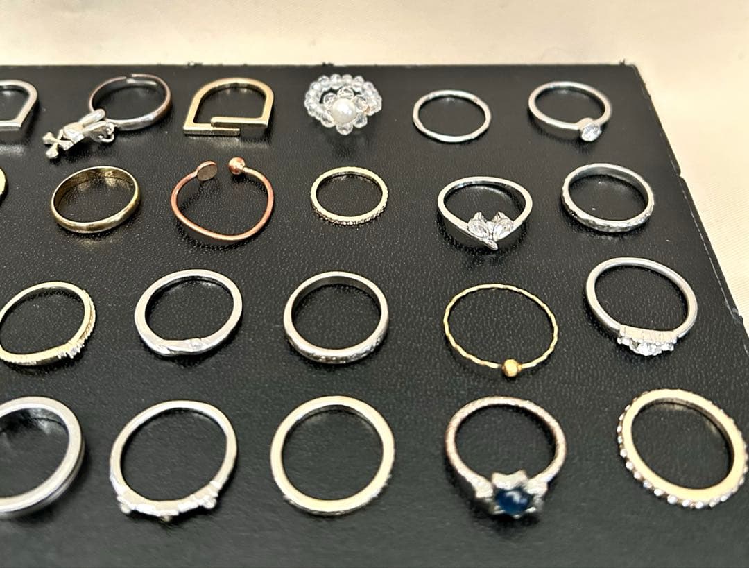 遺品整理品 超豪華大量 リング指輪 重量あり 60点 まとめ売り