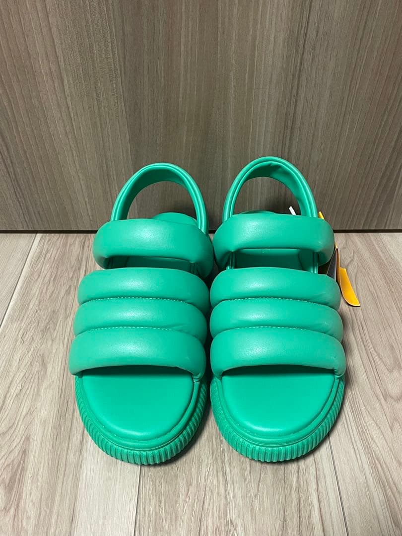 【新品未使用】オニツカタイガー 厚底サンダル