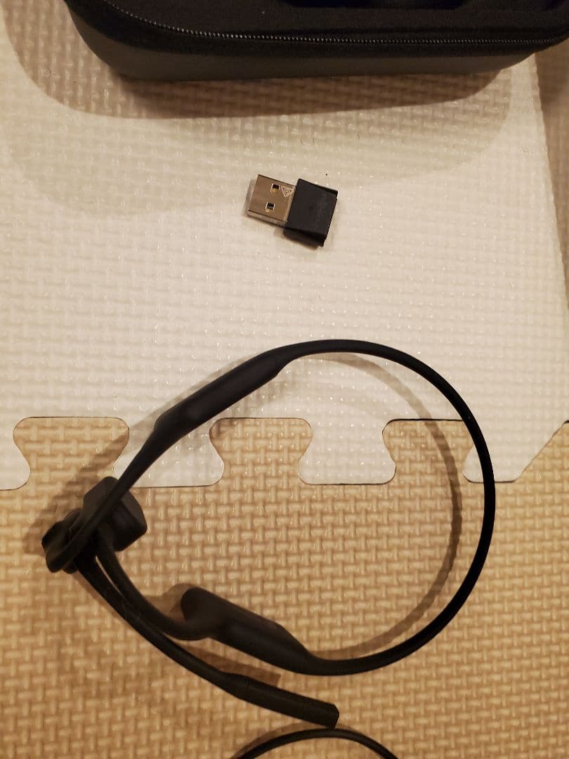 Aftershokz OpenComm UC 骨伝導ヘッドセット