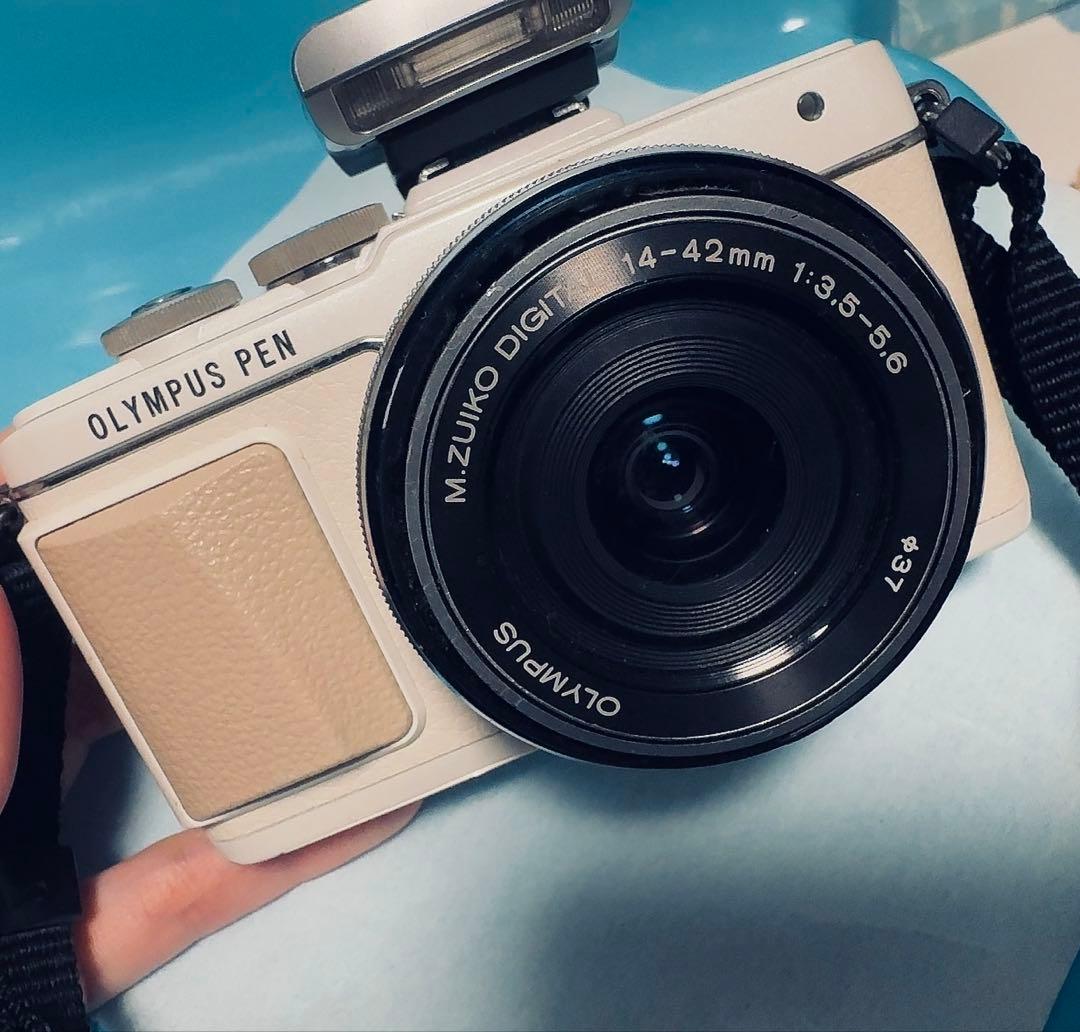 OLYMPUS PEN E-PL7 ホワイト 14-42mm