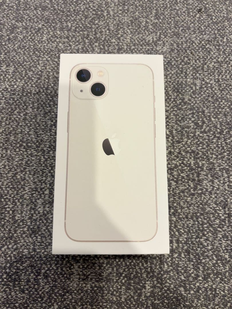 Apple iPhone 13 ホワイト 本体 充電ケーブル付き