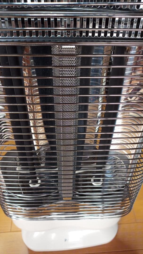 ダイキン 遠赤外線ストーブ「セラムヒート」【暖房器具】ERFT11MS