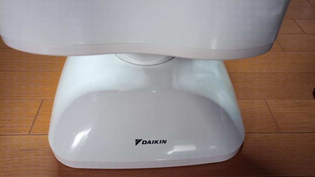 ダイキン 遠赤外線ストーブ「セラムヒート」【暖房器具】ERFT11MS