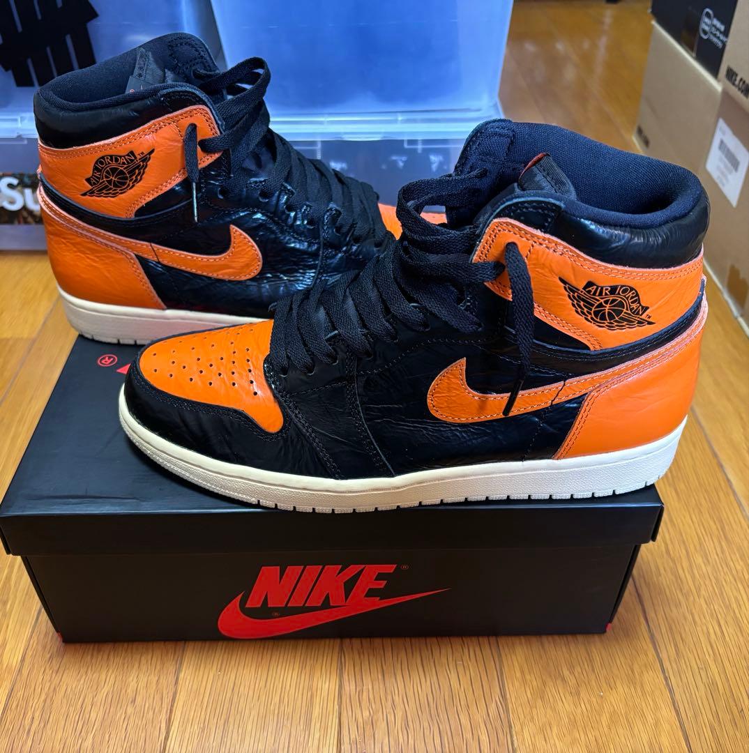 靴 Nike Air Jordan 1 Shattered Backboard