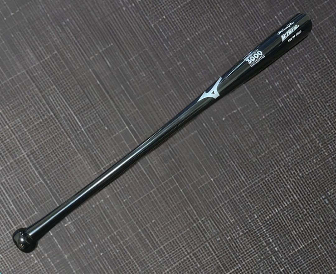 限定品 イチロー MLB 3000本安打記念バット