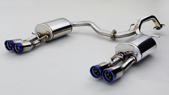 カローラクロス ZVG11 ガナドール4本出しマフラー