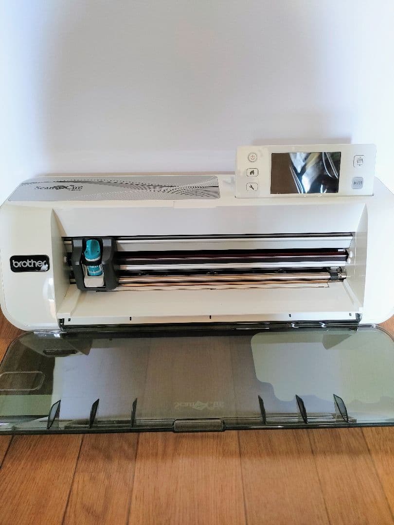 カッティングマシン ScanNCut スキャンカット CM300　ブラザー