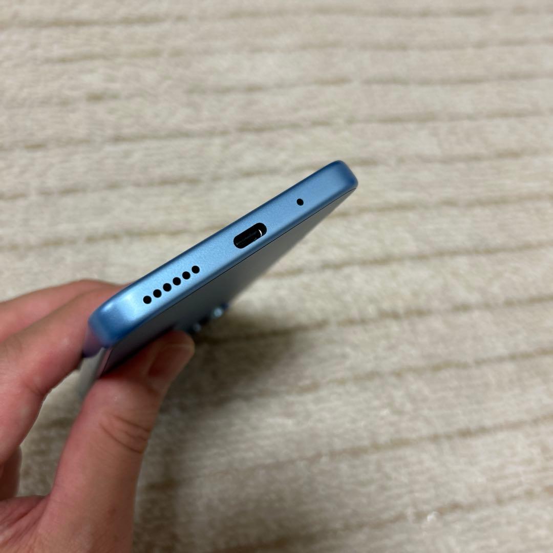 【美品おまけ付】A302ZT スマートフォン Android 13 本体