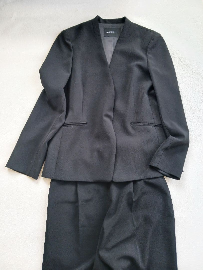 グリーンレーベルリラクシング　パンツスーツ　ブラック　ノーカラー　ワイドパンツ