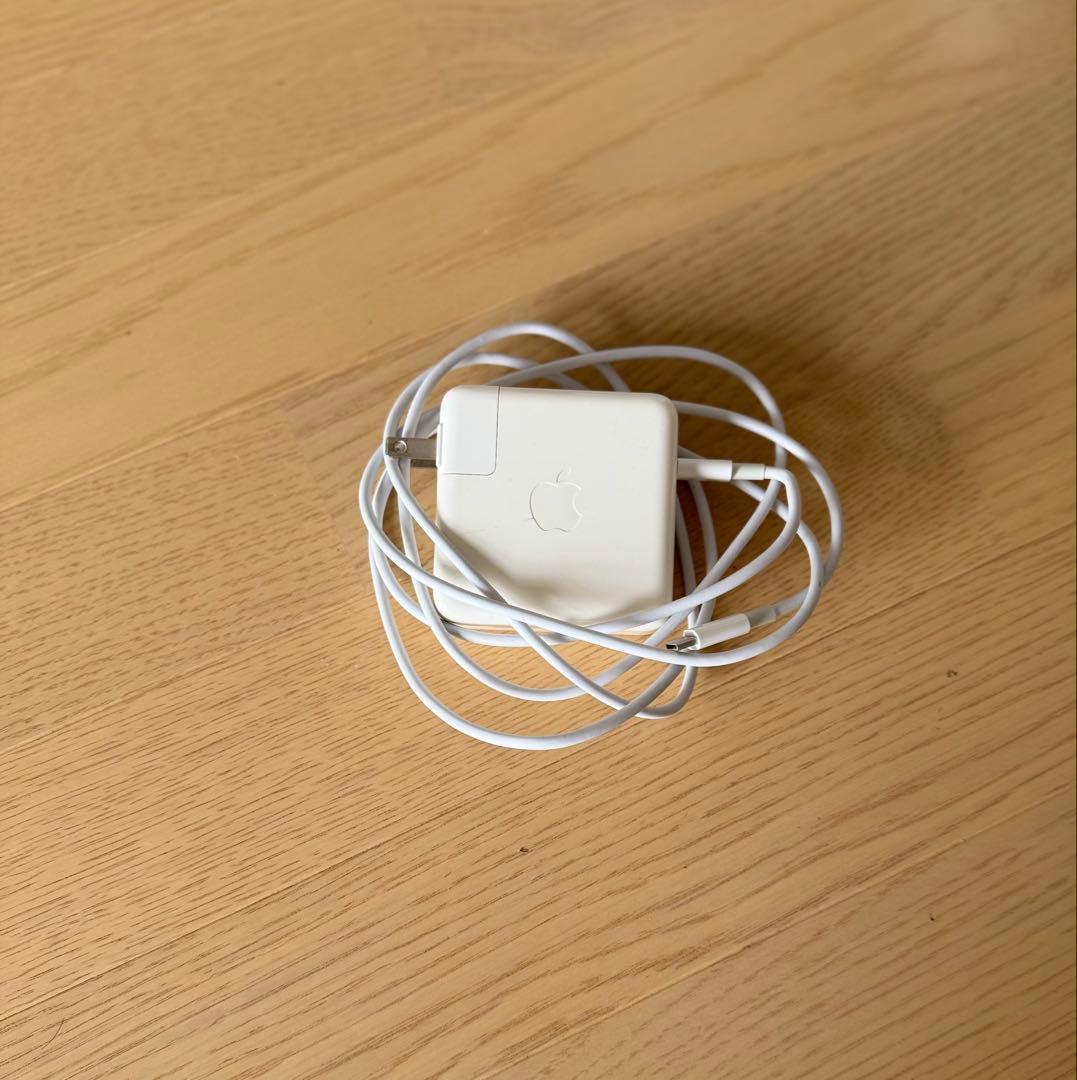 Macbook Pro 2020 13インチ windows 11 pro