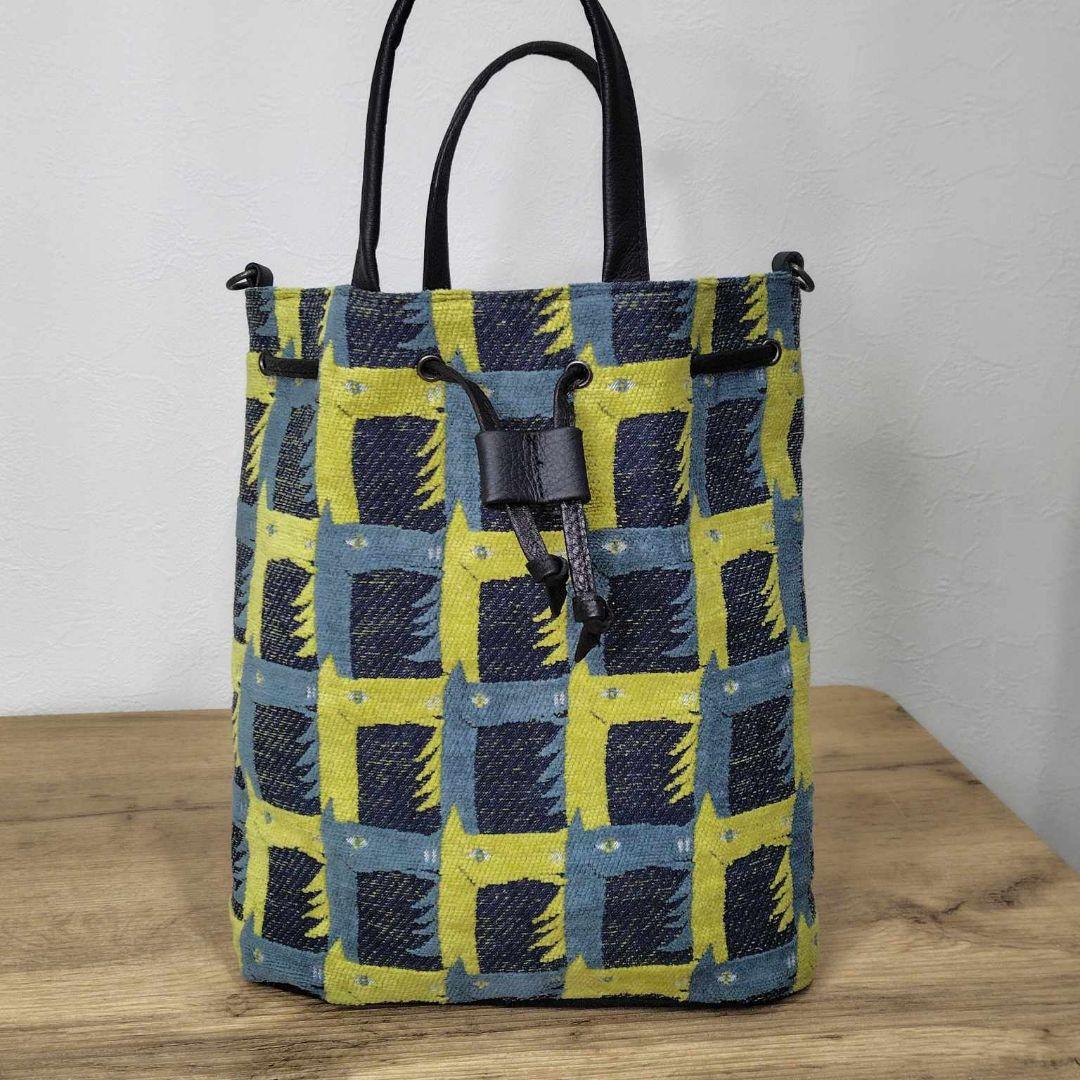 ミナペルホネン/thoroughbredサラブレットネイビー/巾着Lサイズ