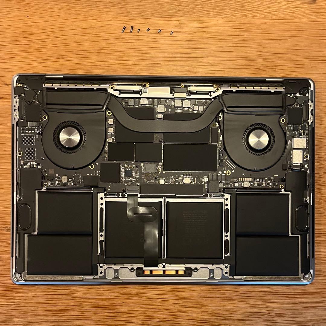 MacBook本体 MacBook pro 16-inch, 2019 32GB 512GB