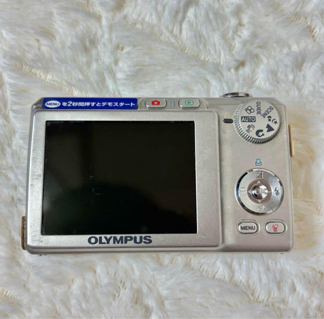 Olympus FE-220 7.1メガピクセル コンパクトカメラ