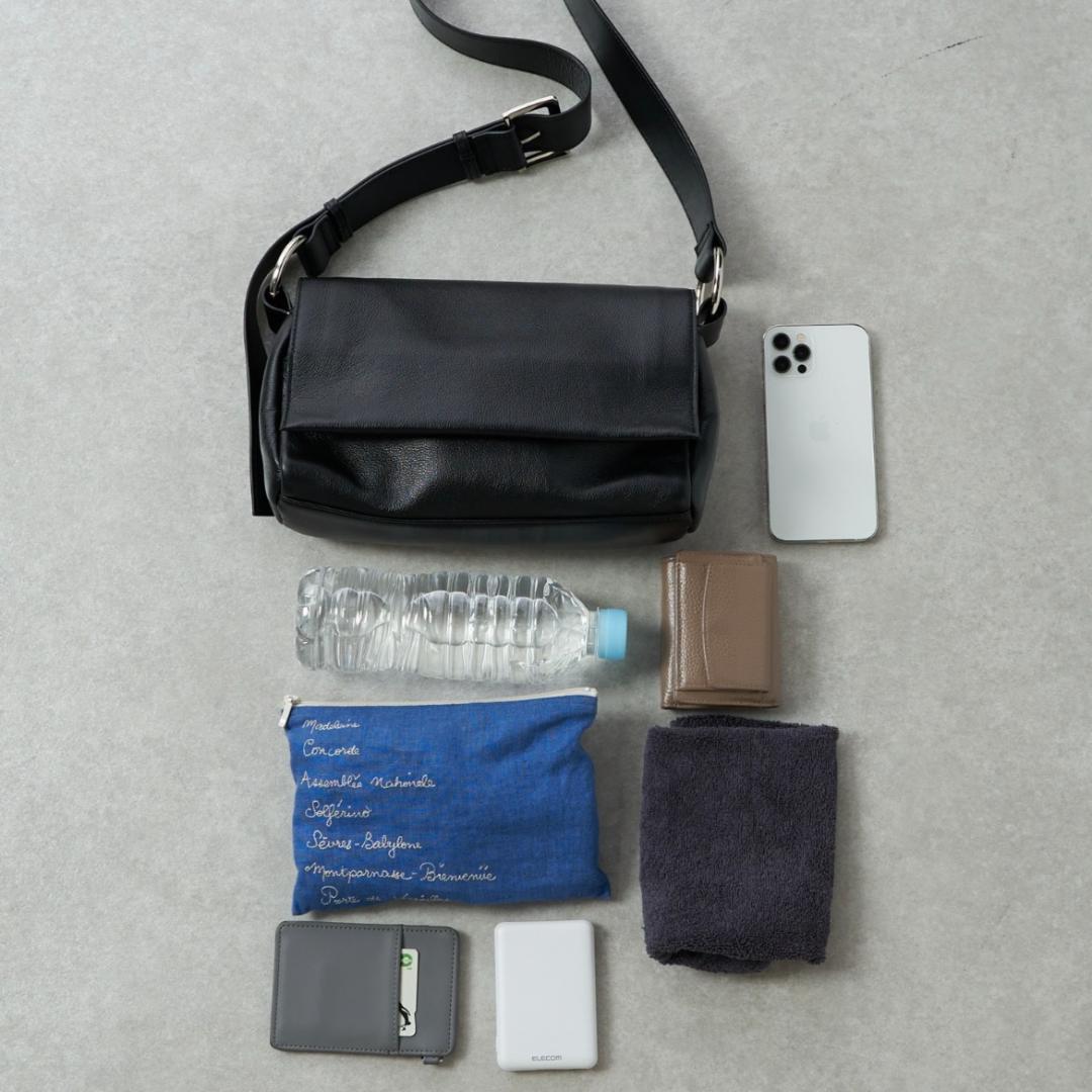 【新品タグ付】ビアズリー レザー ボディバッグ ブラック