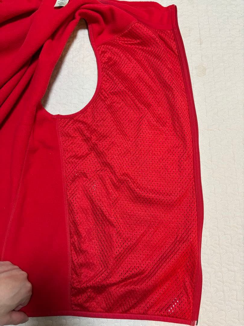 patagonia シンチラベスト レッド