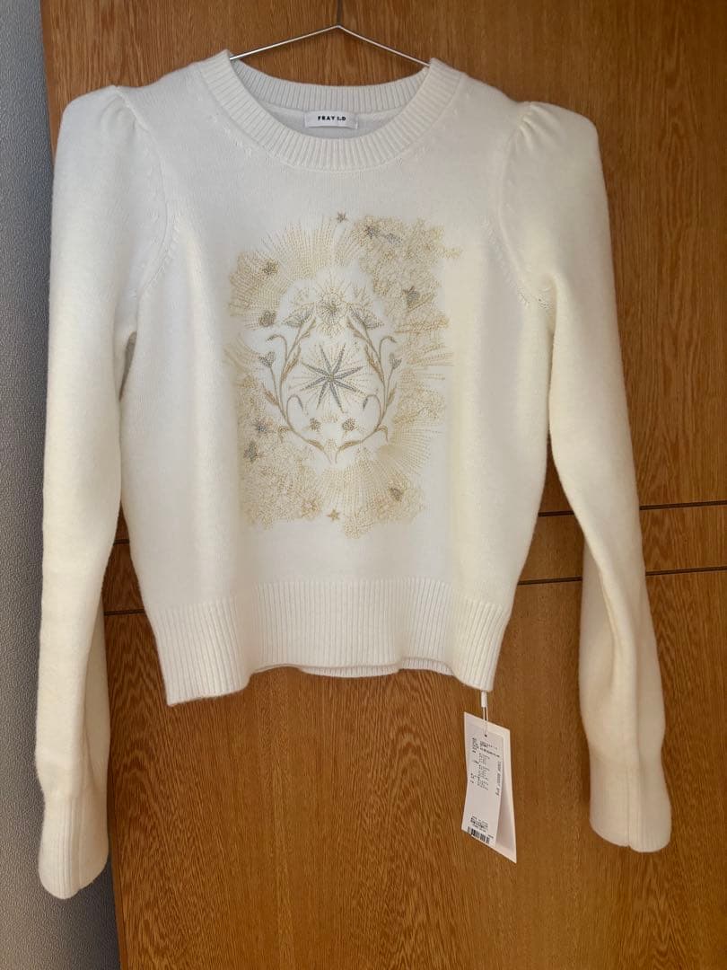 新品未使用！♡FRAY I.D エトワールエンブロイダリーニット　ホワイト♡