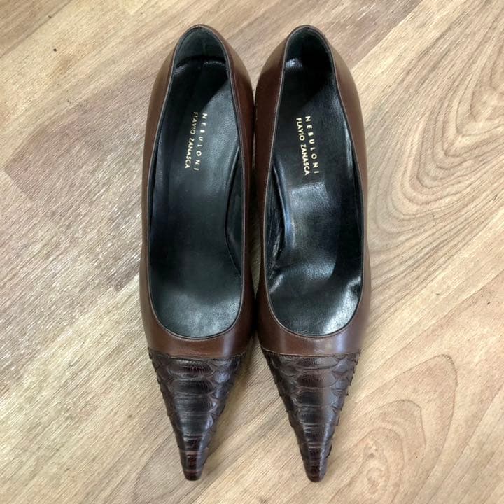 mikke 伊製パンプス ブラウンパイソンコンビサイズ23.5cm