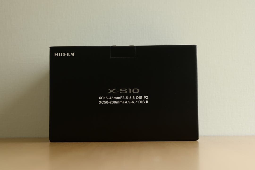 T*y様 【シャッター回数4665】FUJIFILM X-S10 ダブルズームレ