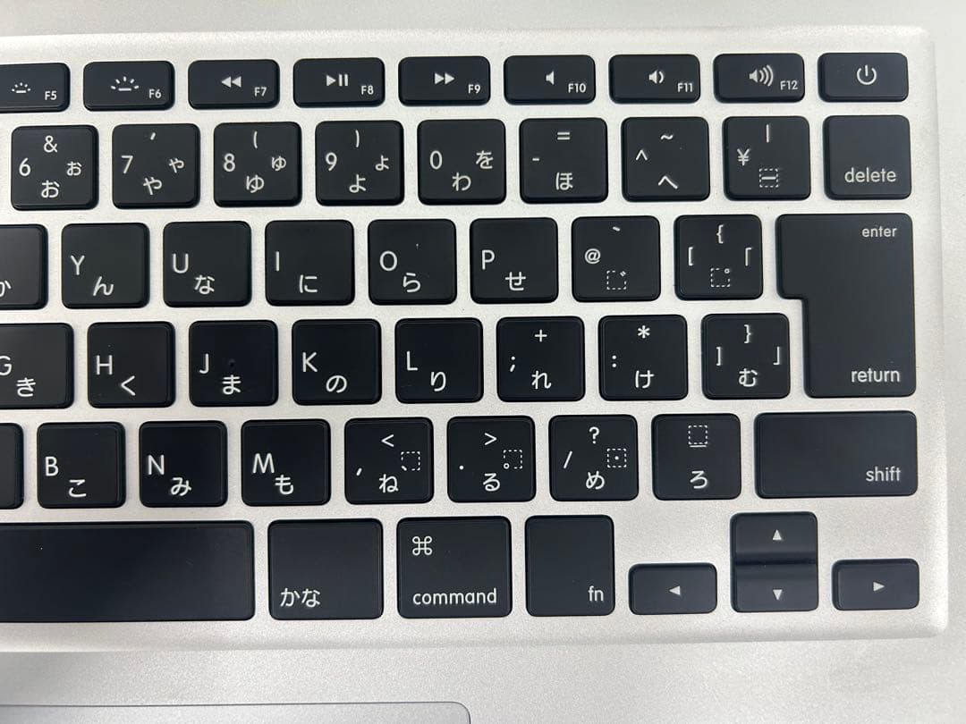 Apple MacBook Air 13インチ シルバー