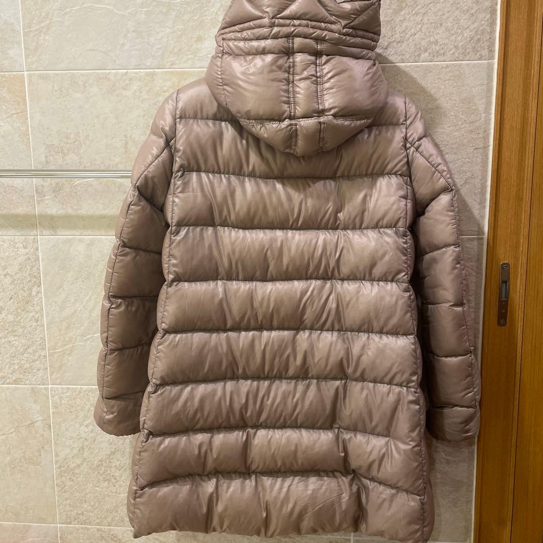 モンクレール　ダウン　ベージュ