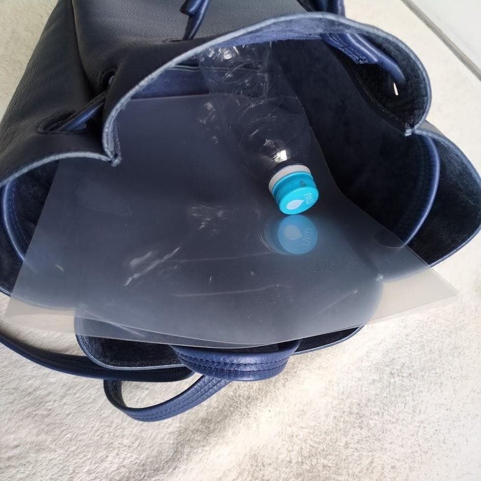 極美品　現行　ヒロフ　リュック　ロシェ　希少　巾着　レザー　ネイビー