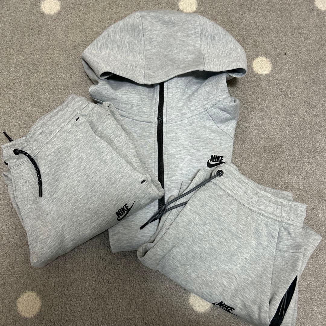 Nike テックフリース　セットアップ　3点