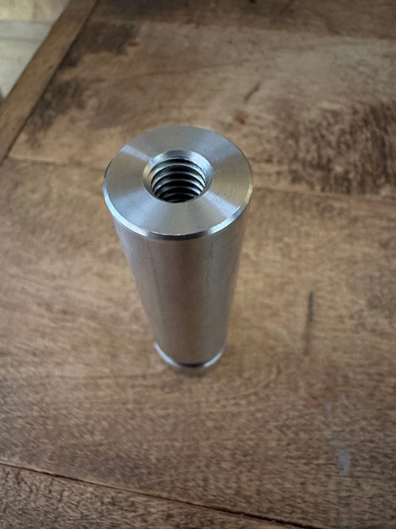 ピーコンフック　コンクリート　DIY Pコン　施主支給　ウォール　フック