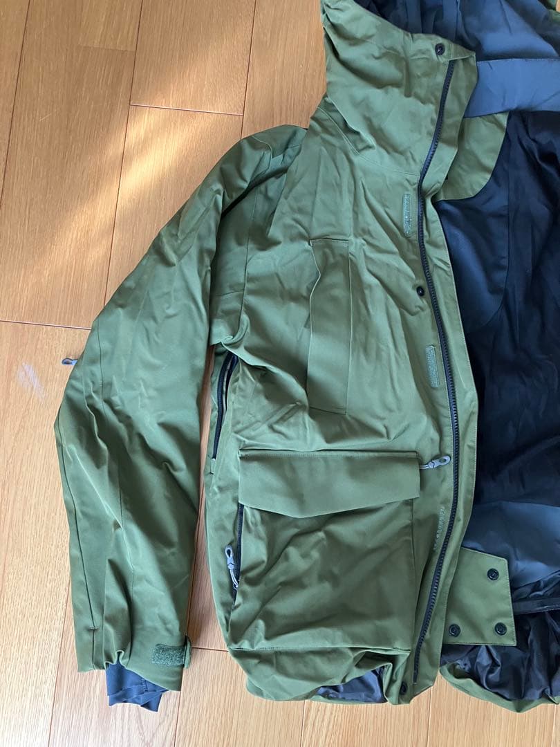 【格安】スノーボードウェア 43DEGREES 2023-2024モデル　上下