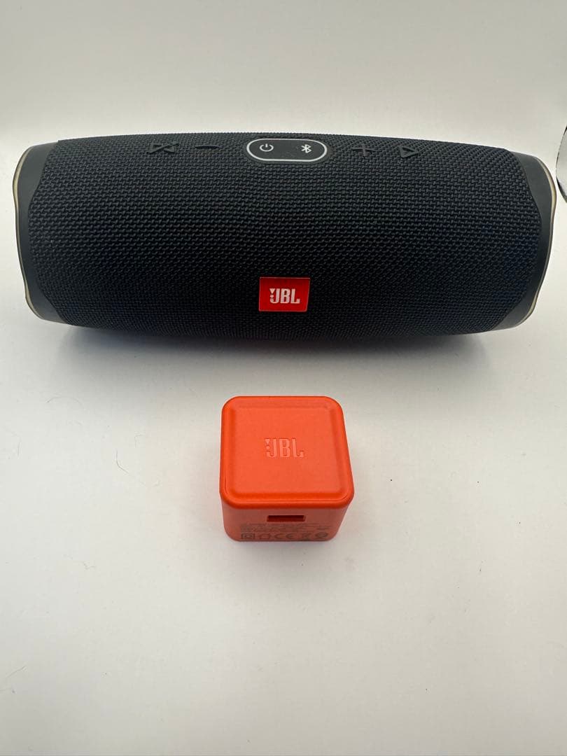 JBL ワイヤレススピーカー CHARGE4 黒+JBLアダプター