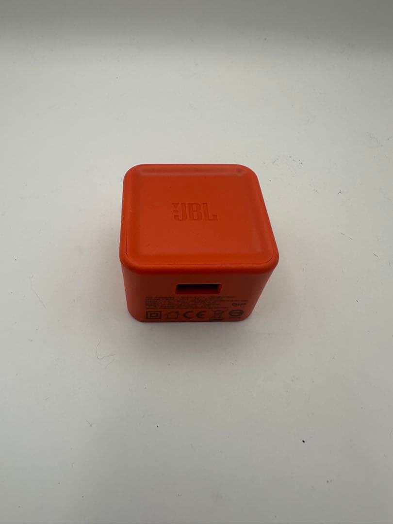 JBL ワイヤレススピーカー CHARGE4 黒+JBLアダプター