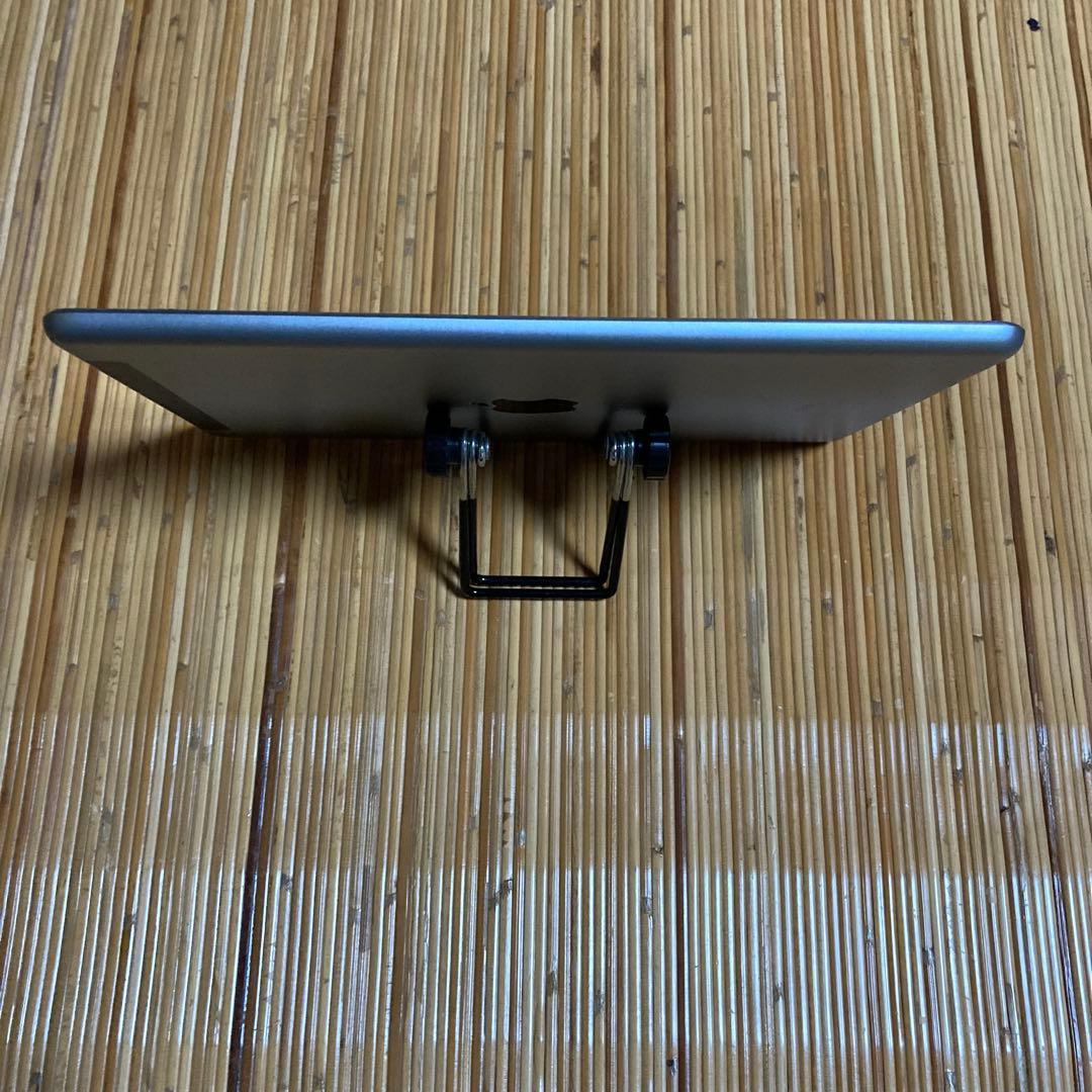 Apple ipad 32GB （第6世代）Wi-Fi+セルラー
