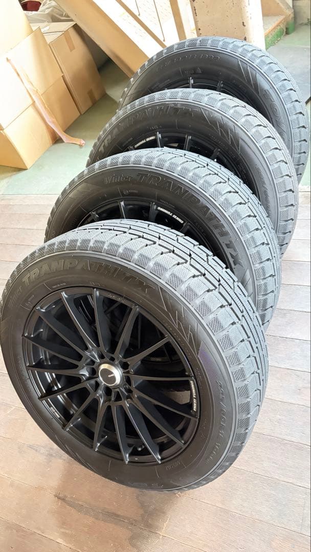 ラリー Toyo Winter Tranpath TX エンケイFC01