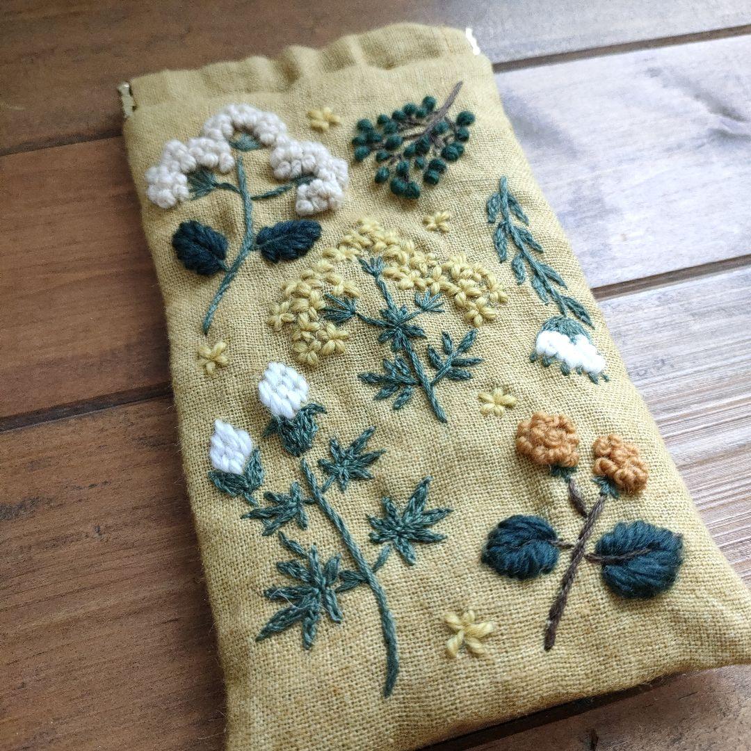 【リネン刺繍　nonpii様オーダー専用ページ】マルチクロス　ボートポーチ