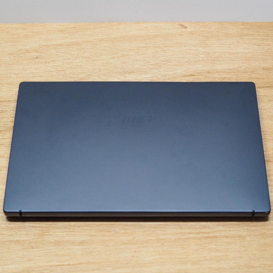 MSI Prestige 14、4K、32 GB メモリ、GTX 1650Ti