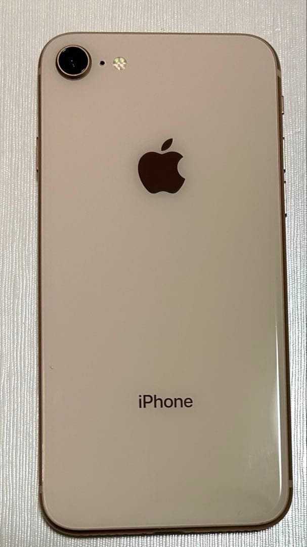 iPhone 8 ピンクゴールド 64GB（SIMフリー）