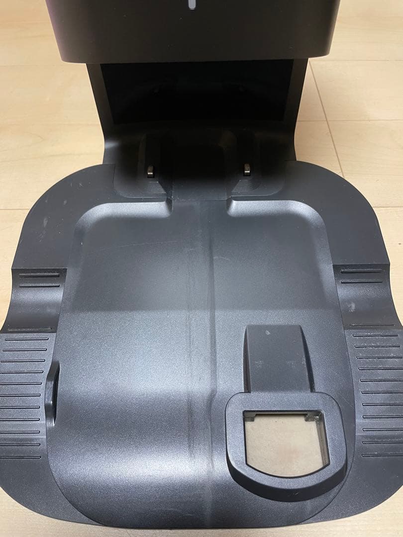 クワトロ様　iRobot Roomba i7 本体 スタンド　ブラシ等備品セット