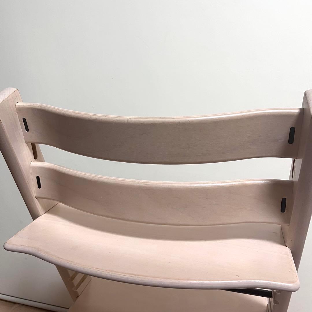 【新型ベビーセット付き】シリアル4　ストッケ トリップトラップホワイトウォッシュ