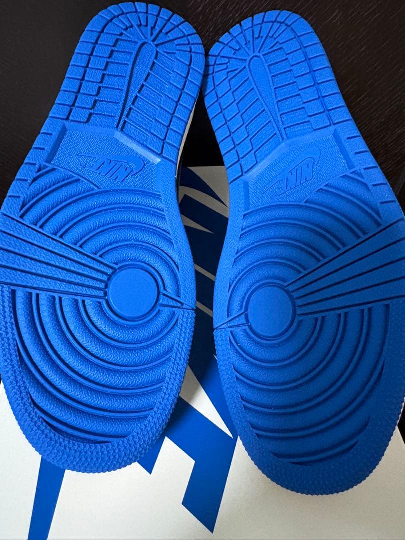 靴 TRAVIS SCOTT FRAGMENT AIR JORDAN 1 LOW