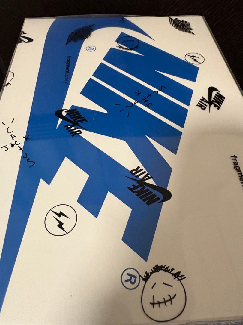 靴 TRAVIS SCOTT FRAGMENT AIR JORDAN 1 LOW